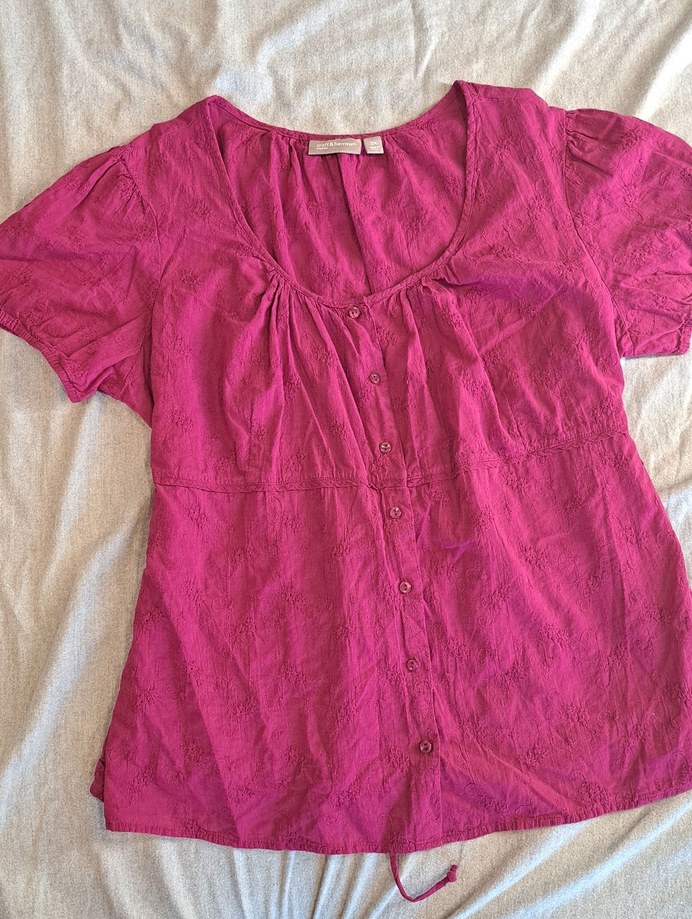 100% Cotton Croft & Barrow 2X  Embroidered Raspberry Top Lightweight